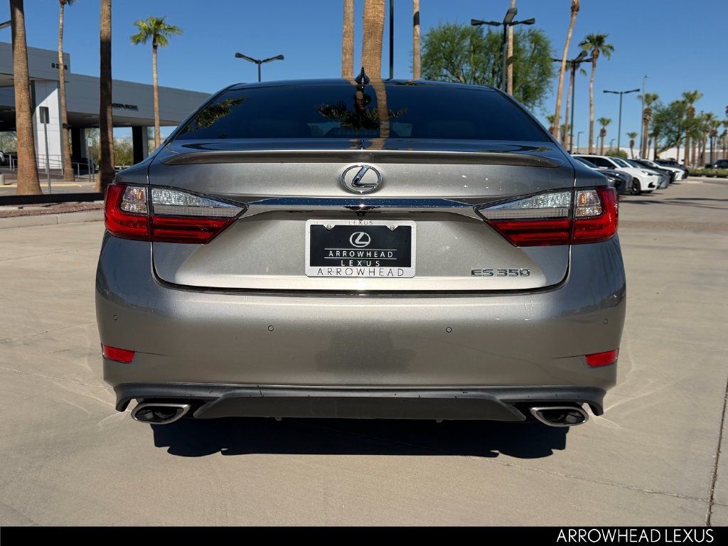 Used 2017 Lexus ES 350 w/ Ultra Luxury Package FWD image 5