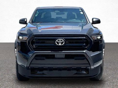 Used 2024 Toyota Tacoma SR AWD/4WD image 4