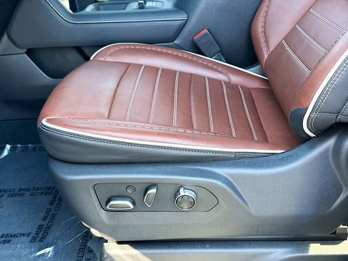 Used 2025 GMC Sierra 2500 Denali Ultimate image 20