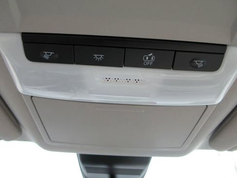 Used 2025 Nissan Altima 2.5 SV image 28