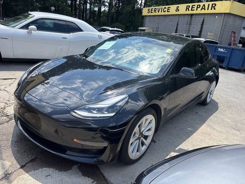 Used 2022 Tesla Model 3 Long Range AWD/4WD image 2