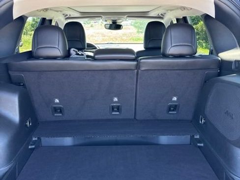 Used 2022 Jeep Cherokee Latitude Lux w/ Sun & Sound Group AWD/4WD image 5