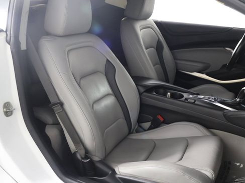 Used 2022 Chevrolet Camaro LT image 28