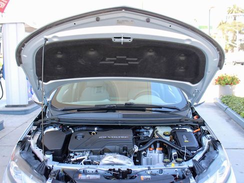 Used 2016 Chevrolet Volt LT w/ Comfort Package FWD image 33