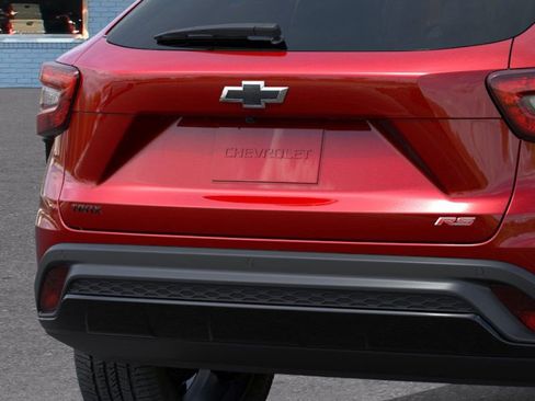New 2026 Chevrolet Trax RS w/ Sunroof Package image 14