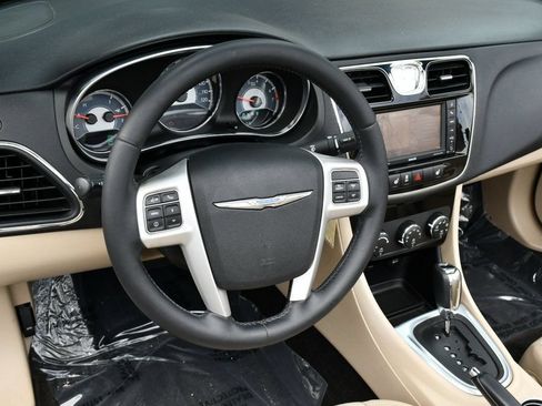 Used 2012 Chrysler 200 Limited FWD image 53