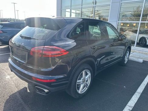 Used 2016 Porsche Cayenne image 4