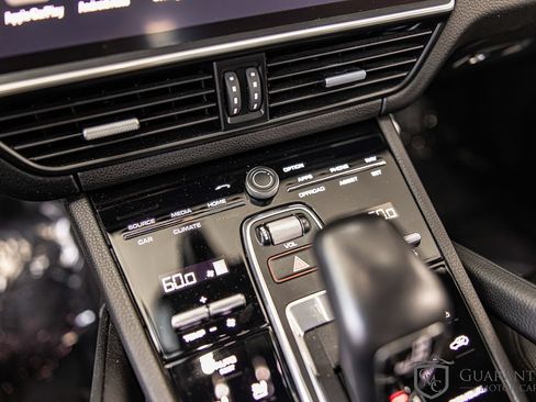 Used 2023 Porsche Cayenne w/ Premium Package AWD/4WD image 29