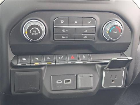 New 2026 Chevrolet Silverado 1500 W/T w/ WT Value Package AWD/4WD image 20