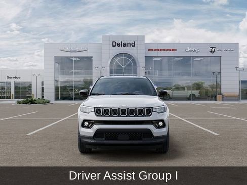 New 2026 Jeep Compass Limited w/ Sun, Sound & Navigation Group AWD/4WD image 8