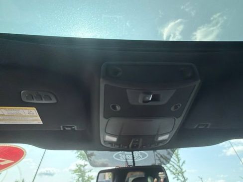 Used 2018 Ford F150 Lariat w/ Equipment Group 501A Mid AWD/4WD image 23