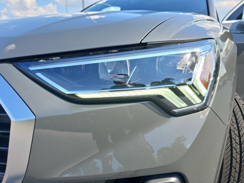 New 2025 Audi Q3 2.0T Premium image 29
