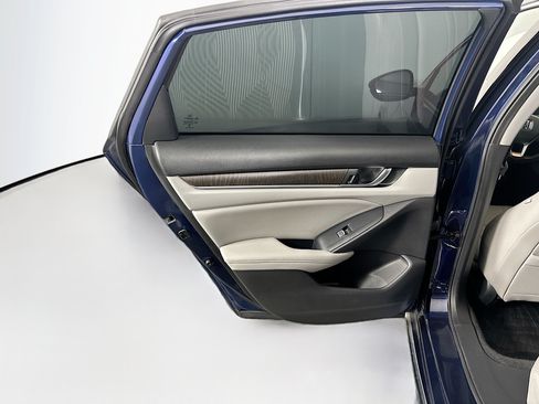 Used 2020 Honda Accord EX-L image 25