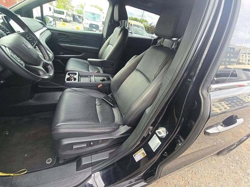 Used 2023 Honda Odyssey Sport image 7