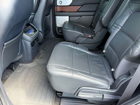 Used 2023 Lincoln Navigator Reserve AWD/4WD image 36
