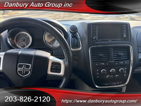 Used 2017 Dodge Grand Caravan SE w/ Power Window Group image 9