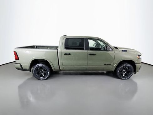 New 2026 RAM 1500 4x4 Crew Cab image 8