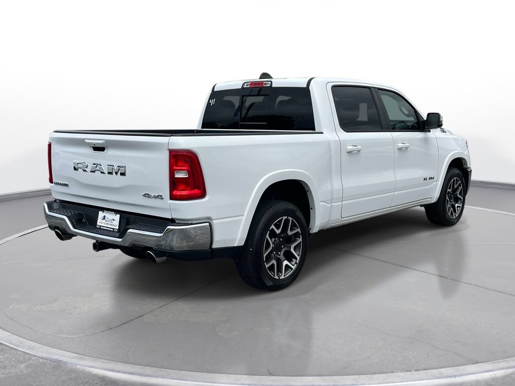 Used 2025 RAM 1500 Laramie AWD/4WD image 4