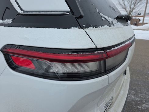 New 2025 Jeep Grand Cherokee Limited image 34