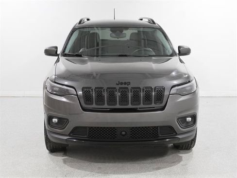 Used 2021 Jeep Cherokee Latitude Plus image 2