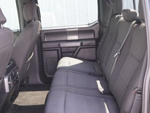 Used 2018 Ford F150 XLT w/ Equipment Group 302A Luxury AWD/4WD image 28