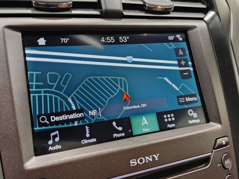 Used 2019 Ford Fusion Energi Titanium image 5