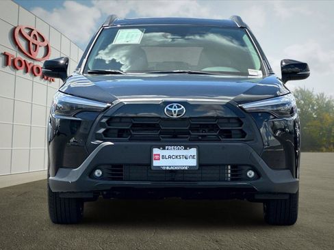 Certified 2026 Toyota Corolla Cross XLE w/ Convenience Package FWD image 8