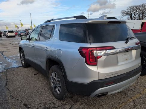 Used 2020 GMC Acadia SLT w/ Premium Package image 18