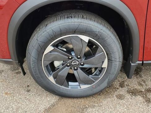 New 2026 Nissan Rogue SV image 9