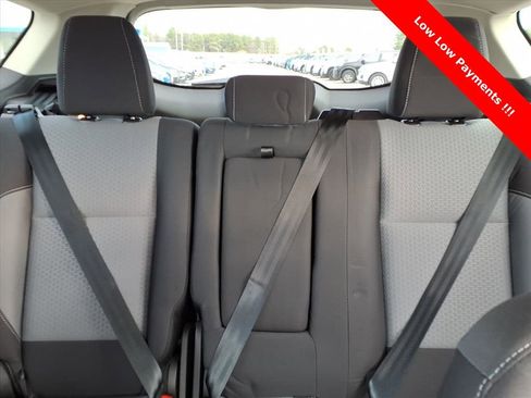 Used 2019 Ford Escape SE image 17