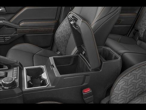 Used 2024 Toyota Tacoma Limited w/ Limited Package (LT) AWD/4WD image 85