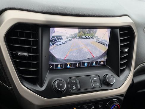 Used 2020 GMC Acadia Denali w/ Technology Package image 21