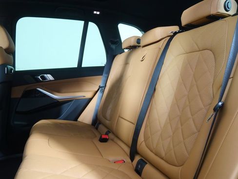 New 2026 BMW X5 sDrive40i w/ M Sport Package RWD image 16