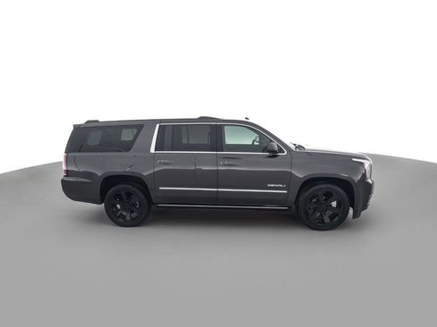 Used 2018 GMC Yukon XL Denali w/ Denali Ultimate Package AWD/4WD image 4