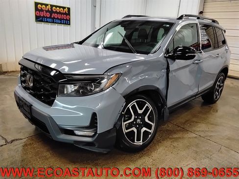 Used 2023 Honda Passport Elite image 2
