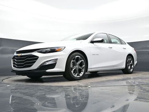 Used 2024 Chevrolet Malibu LT image 37