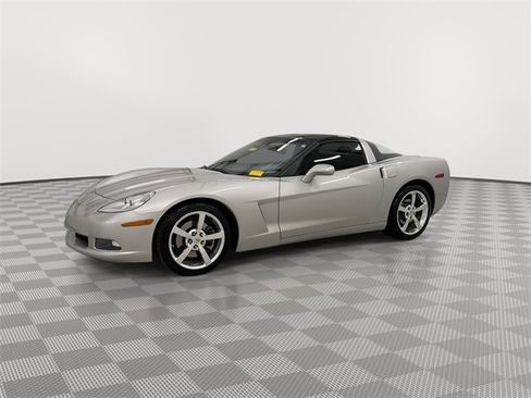 Used 2008 Chevrolet Corvette Coupe w/ Preferred Equipment Group image 5