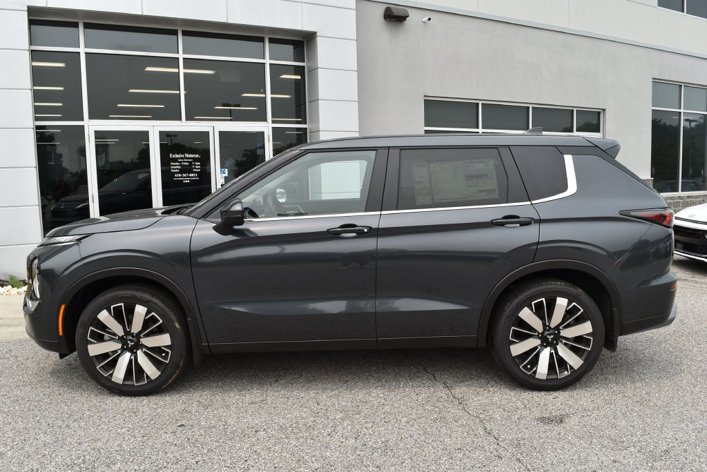 New 2026 Mitsubishi Outlander SE AWD/4WD image 4