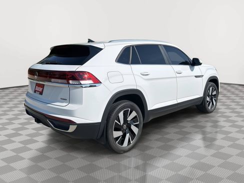 Certified 2025 Volkswagen Atlas Cross Sport SE AWD/4WD image 6
