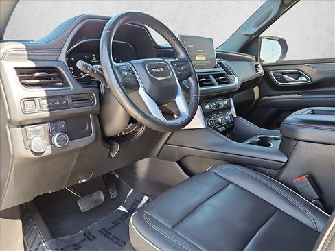 Used 2022 GMC Yukon SLT AWD/4WD image 10