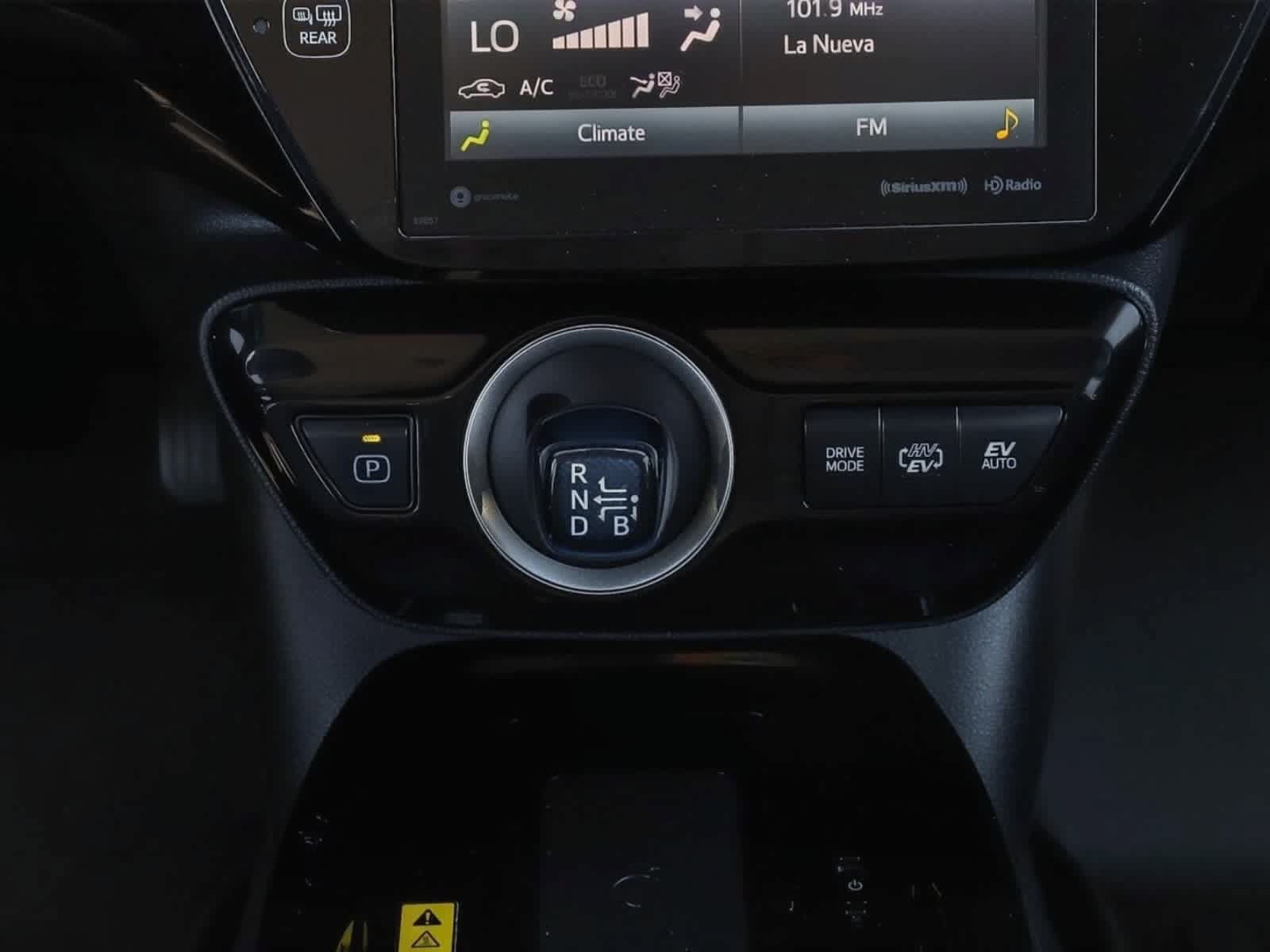 Used 2022 Toyota Prius Prime XLE FWD image 21