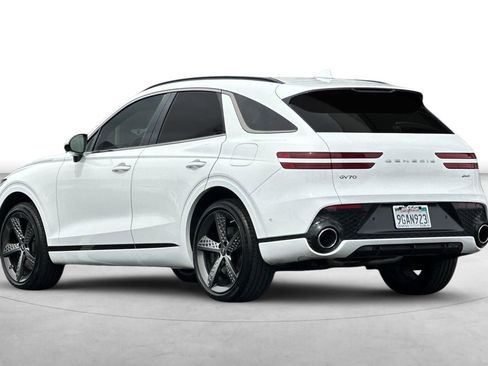 Used 2023 Genesis GV70 2.5T Sport Prestige w/ Sport Prestige Package image 4