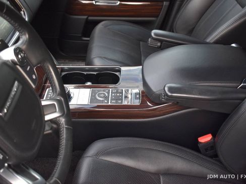 Used 2016 Land Rover Range Rover Supercharged AWD/4WD image 32