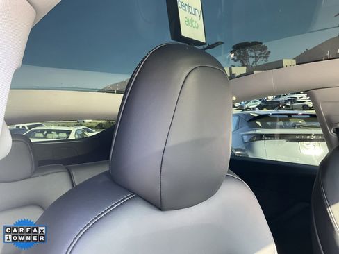 Used 2022 Tesla Model Y Performance image 64