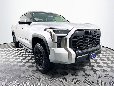 Used 2022 Toyota Tundra Limited image 7