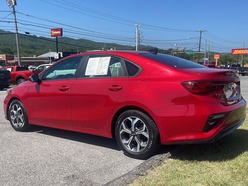 Used 2020 Kia Forte LXS FWD image 5
