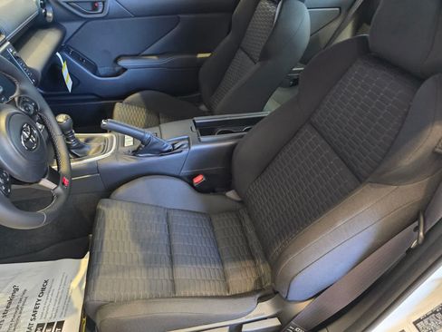 New 2026 Toyota GR86 w/ ALL Weather Mat Package (TMS) RWD image 16
