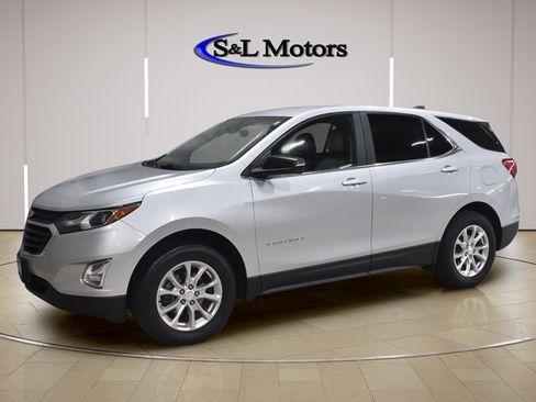 Used 2021 Chevrolet Equinox LT AWD/4WD image 3