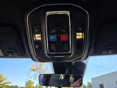 New 2025 Jeep Grand Cherokee Laredo X image 19