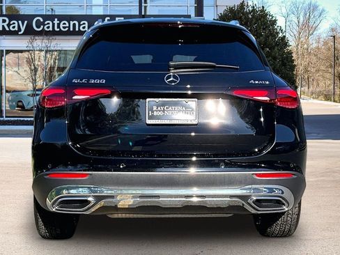 Used 2026 Mercedes-Benz GLC 300 4MATIC image 4